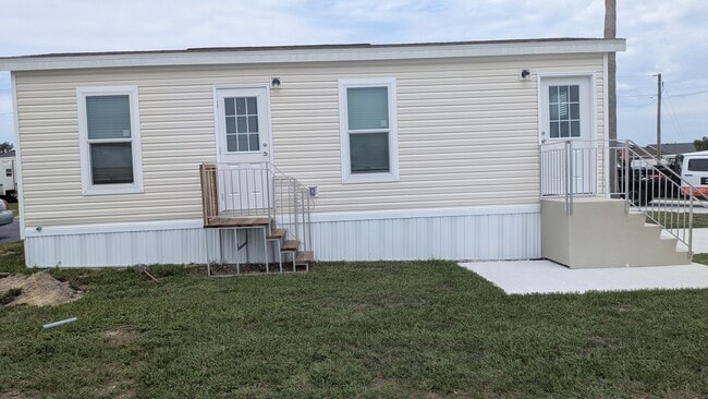 Photo - 4320 Dundee Rd
