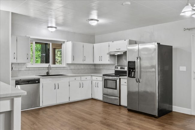 Photo - 5401 Shangrala Ln Unit A