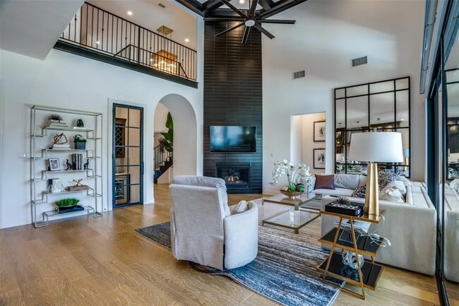 Photo - 7450 Zachery Dr