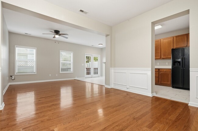 Photo - 1813 Willow Branch Ln