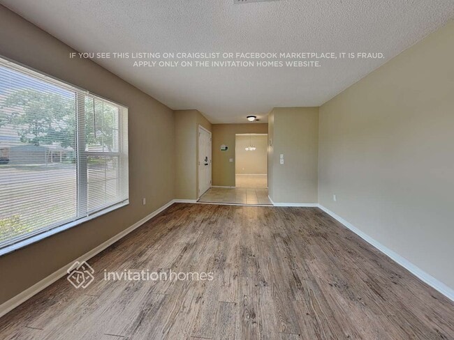 Photo - 2194 Oak Grove Dr