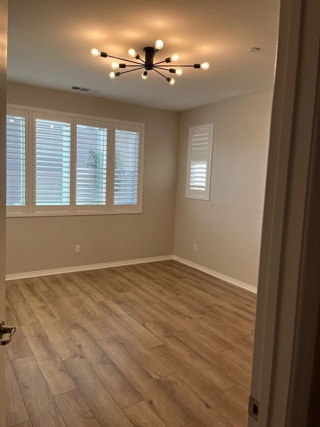 Photo - Single Story 3 bedroom in Winchester