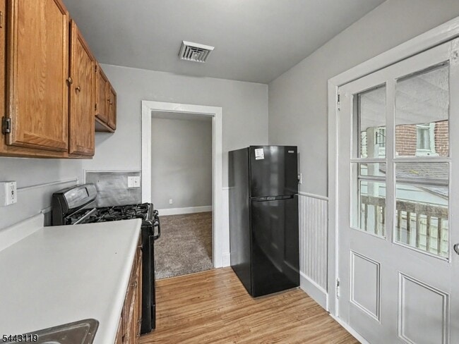 Photo - 101 Bullman St