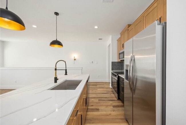 Photo - 8007 Cora St