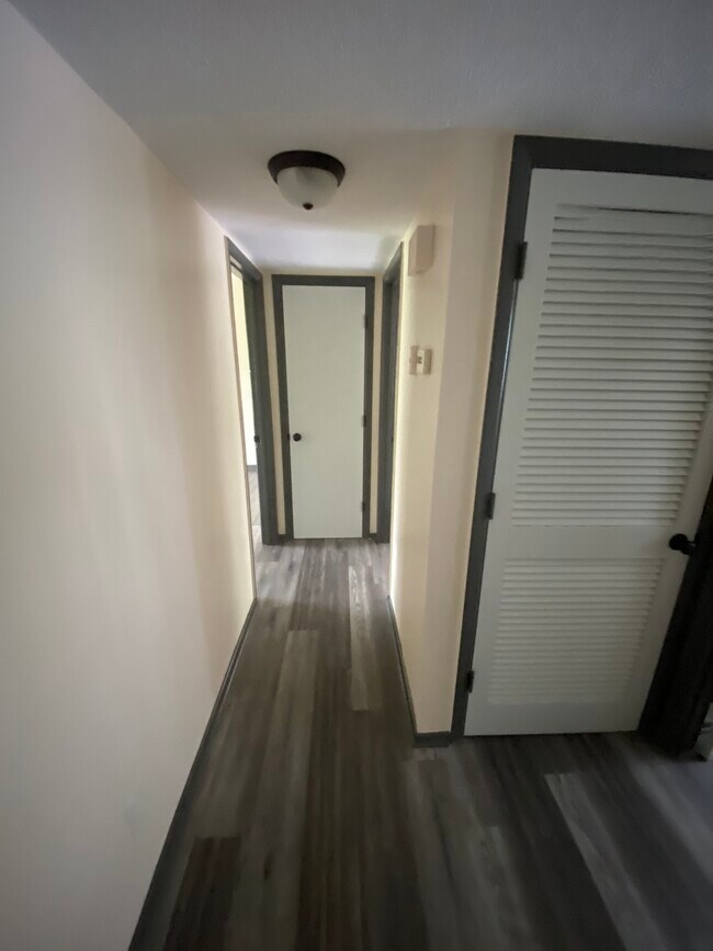 2033 Shelly St Apartments Newberry, SC