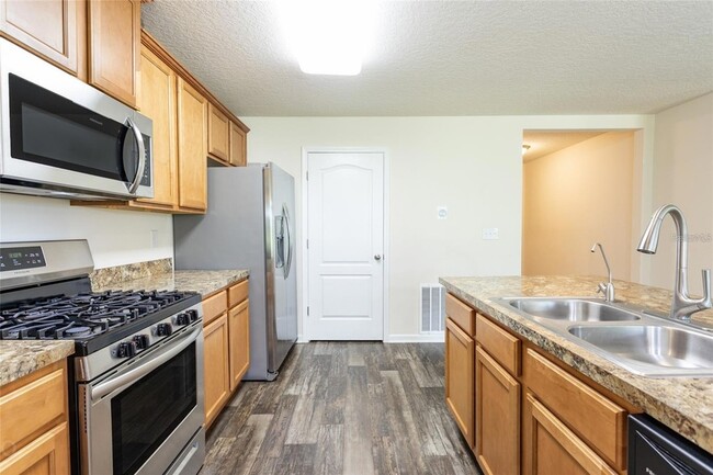 Photo - 131 Fairway Ct