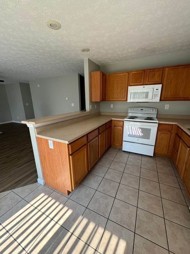 Photo - 3883-3887 Ledyard Unit 3887