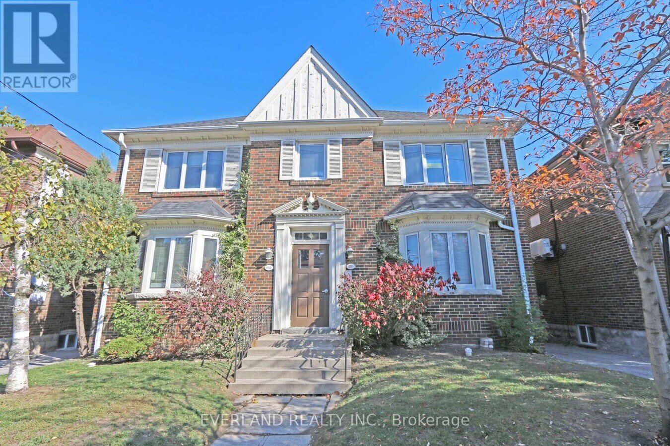 Photo - 1751 Bayview Ave