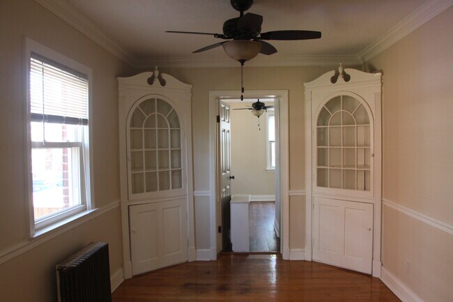 Photo - 707 N Nelson St
