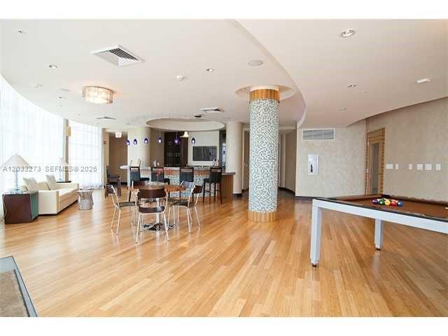 Photo - 253 NE 2nd St Unidad 509
