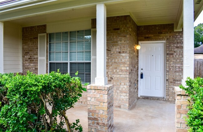 Photo - 1006 Addison Park Ln