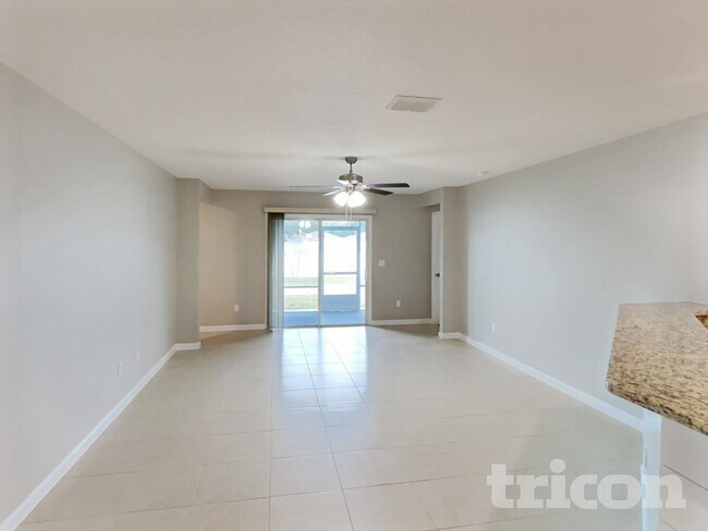 Photo - 77298 Mosswood Dr