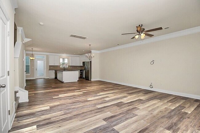 Photo - Stunning 3BD/2.5BA Townhome Minutes from Historic Belmont!