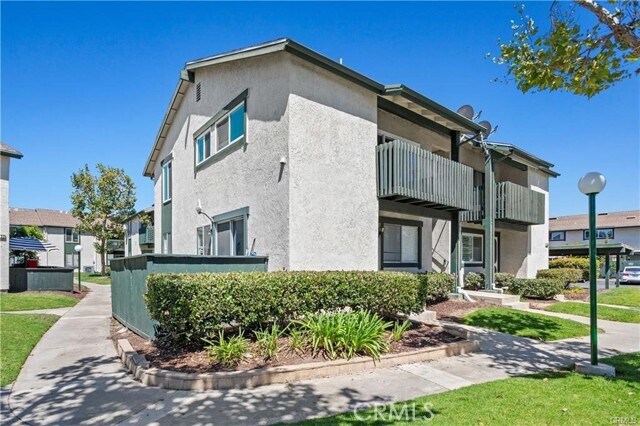 23232 Orange Ave Unit 2