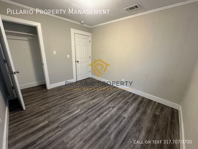 Photo - 2300 1/2 S A St.-