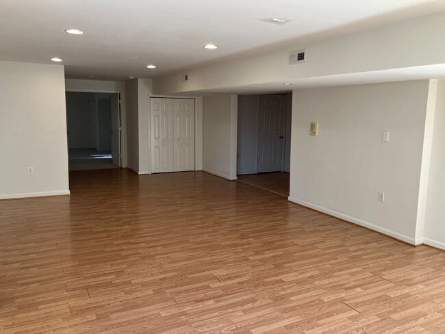 Photo - 2 Bedroom/1 Bathroom Basement Unit for Ren...