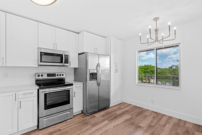 Photo - 7301 Amberly Ln Unidad 403