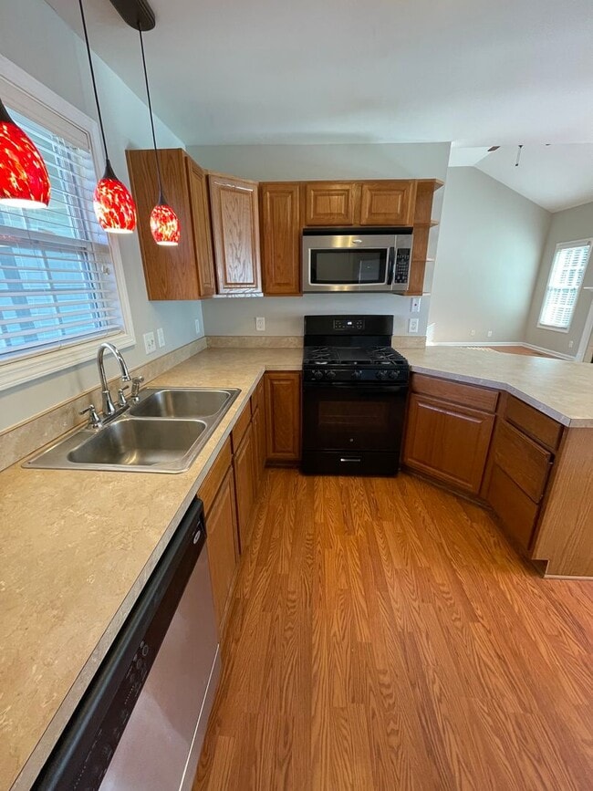 Photo - Cozy & Convenient: 3-bedroom, 2-bathroom H...