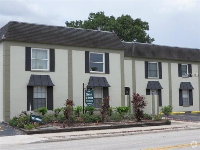 Building Photo - 2808 W Azeele St Unit 117 Rental