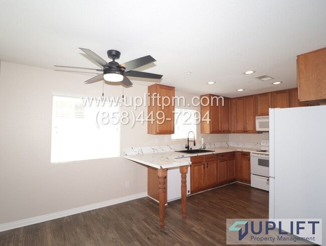 Photo - 115 6th St Unit 203