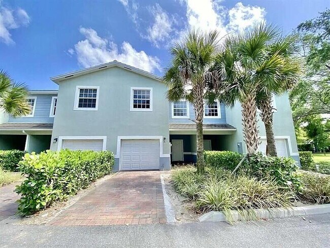 Building Photo - 1060 Crystal Way Rental