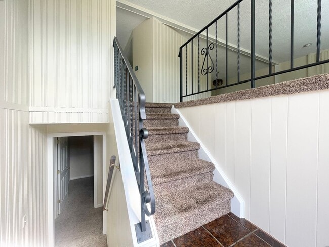 Photo - Skiers Haven Near Cottonwood Canyons!