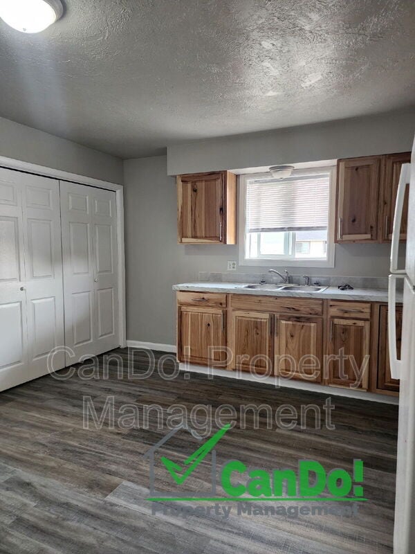 Photo - 225 Carol Dr Unit #2