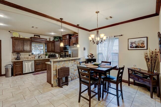 Photo - 901 Franconia Dr