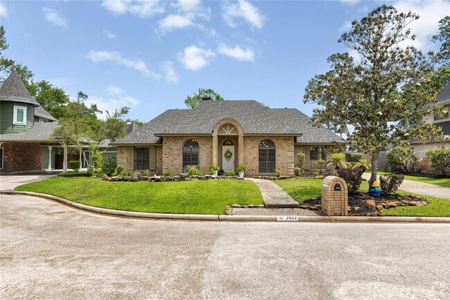 Building Photo - 2922 Deer Hollow Dr Rental