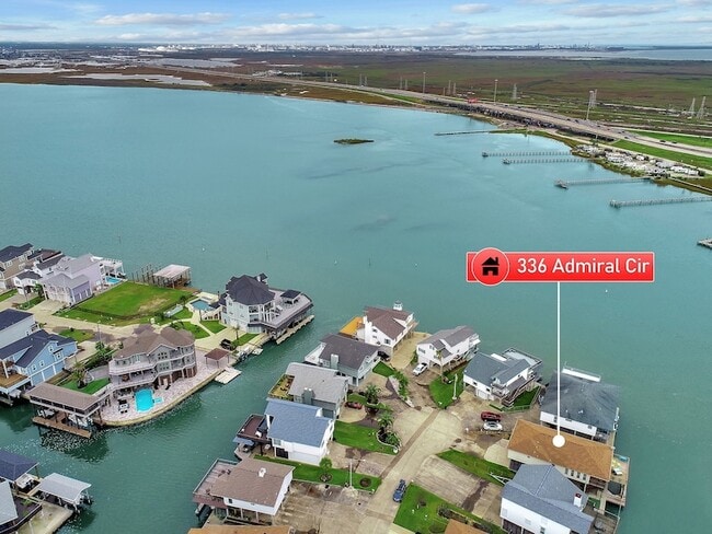 336 Admiral Cir