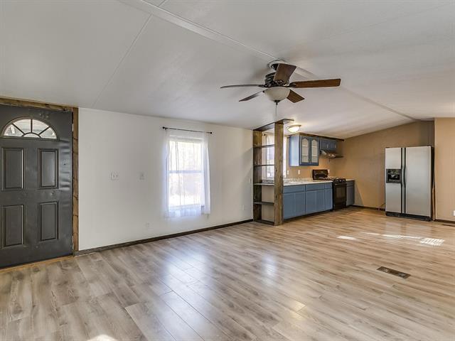 Photo - 1802 Whispering Oaks St