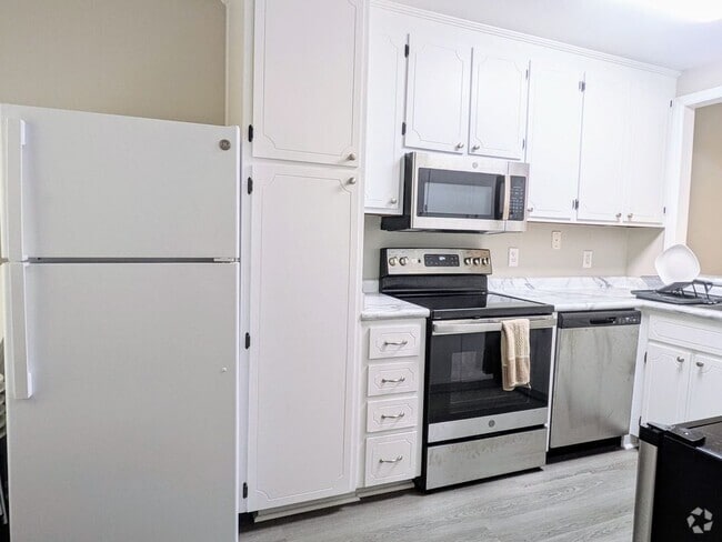 Building Photo - 6157 Loch Laural Ln Rental