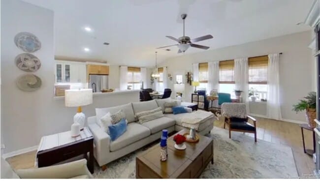 409 Carrick Ct