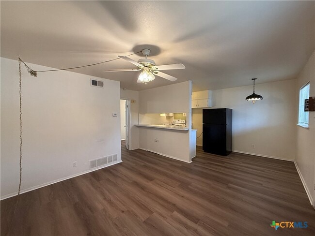 Photo - 163 Richter Ln