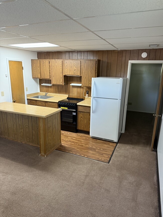 Building Photo - 2967 Columbus St Unit B Rental
