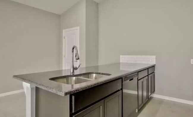 Photo - 8802 E Chris St