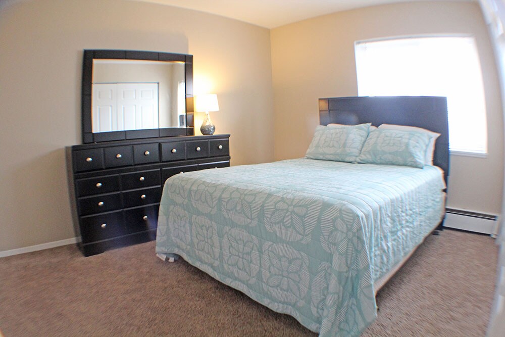 Photo - Laurel Manor Apartments