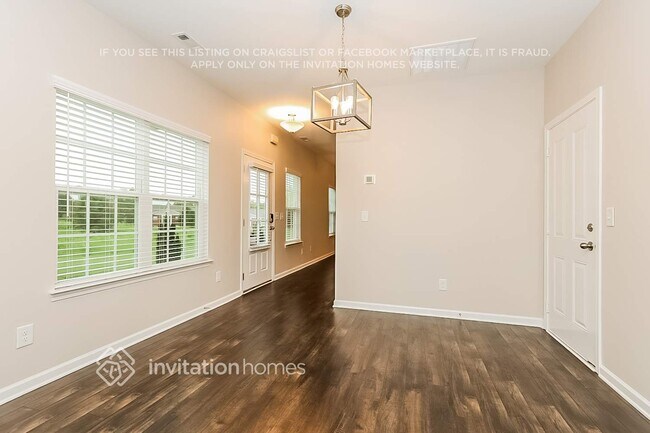 Photo - 201 Kinsale Dr