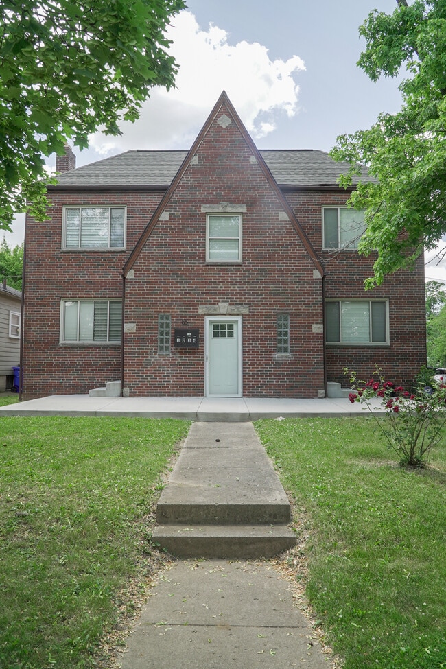 Photo - 65 N Brinker Ave Unit 2