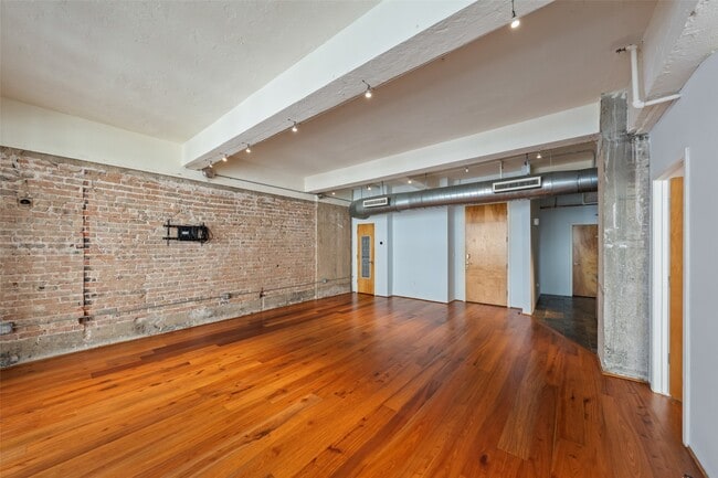 Photo - 711 Main St Unit 601