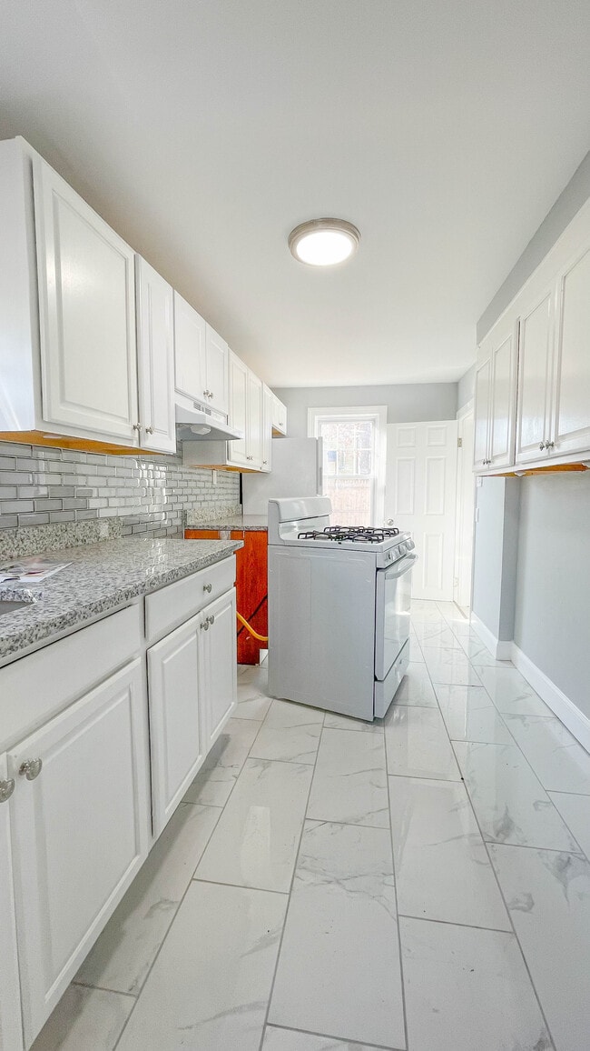 Photo - 342 Boulevard Ave