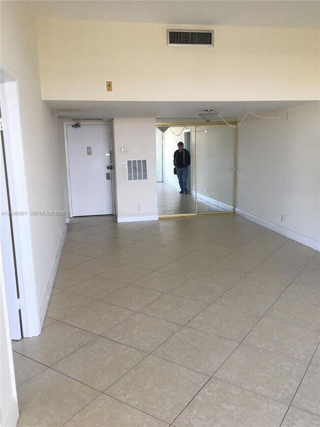20379 W Country Club Dr Unit PH-32