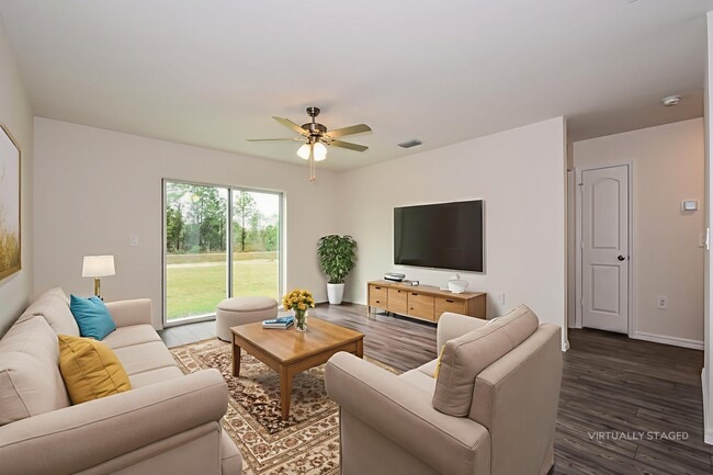 Photo - 865 Youngreen Dr