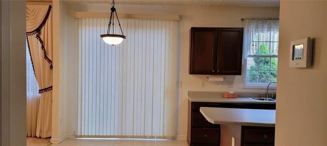 Photo - 314 Stone Valley Xin