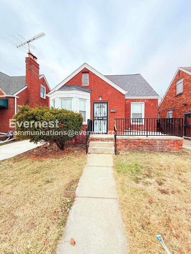 Building Photo - 17187 Rowe St