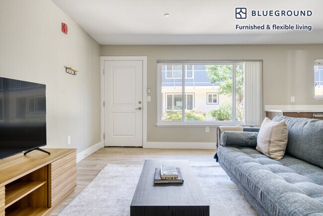 Building Photo - 215 Union Ave Rental