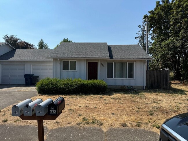 Building Photo - 2 Bedroom in Junction City