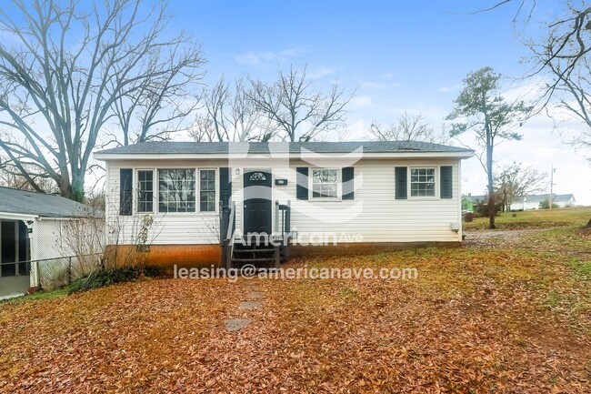 Building Photo - 529 Oakland Ave