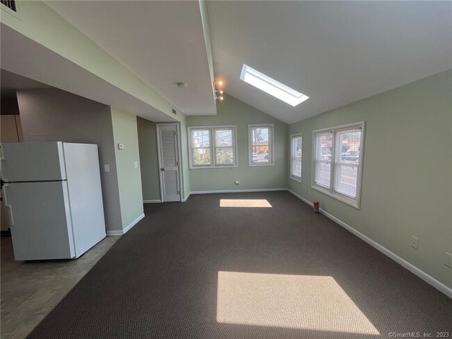 Photo - 558 Connecticut Ave Unit 4