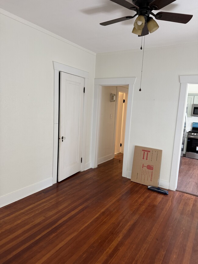 Photo - 236 W Michigan Ave Unit 2